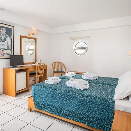 Hotell Heronissos 4*
