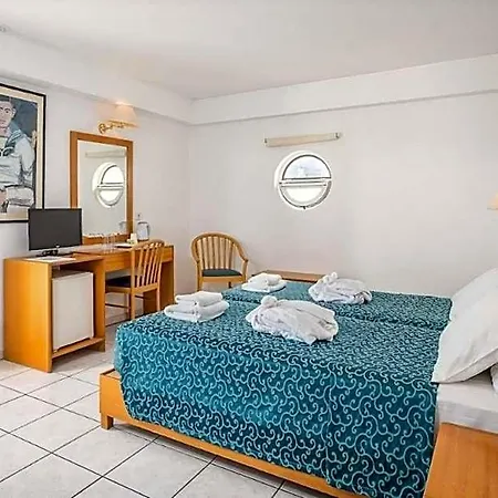 Heronissos Hotel 4*